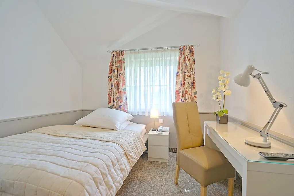 Hotel Havel Lodge Берлин